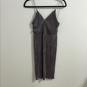 Elegant Gray Pleated Dress
